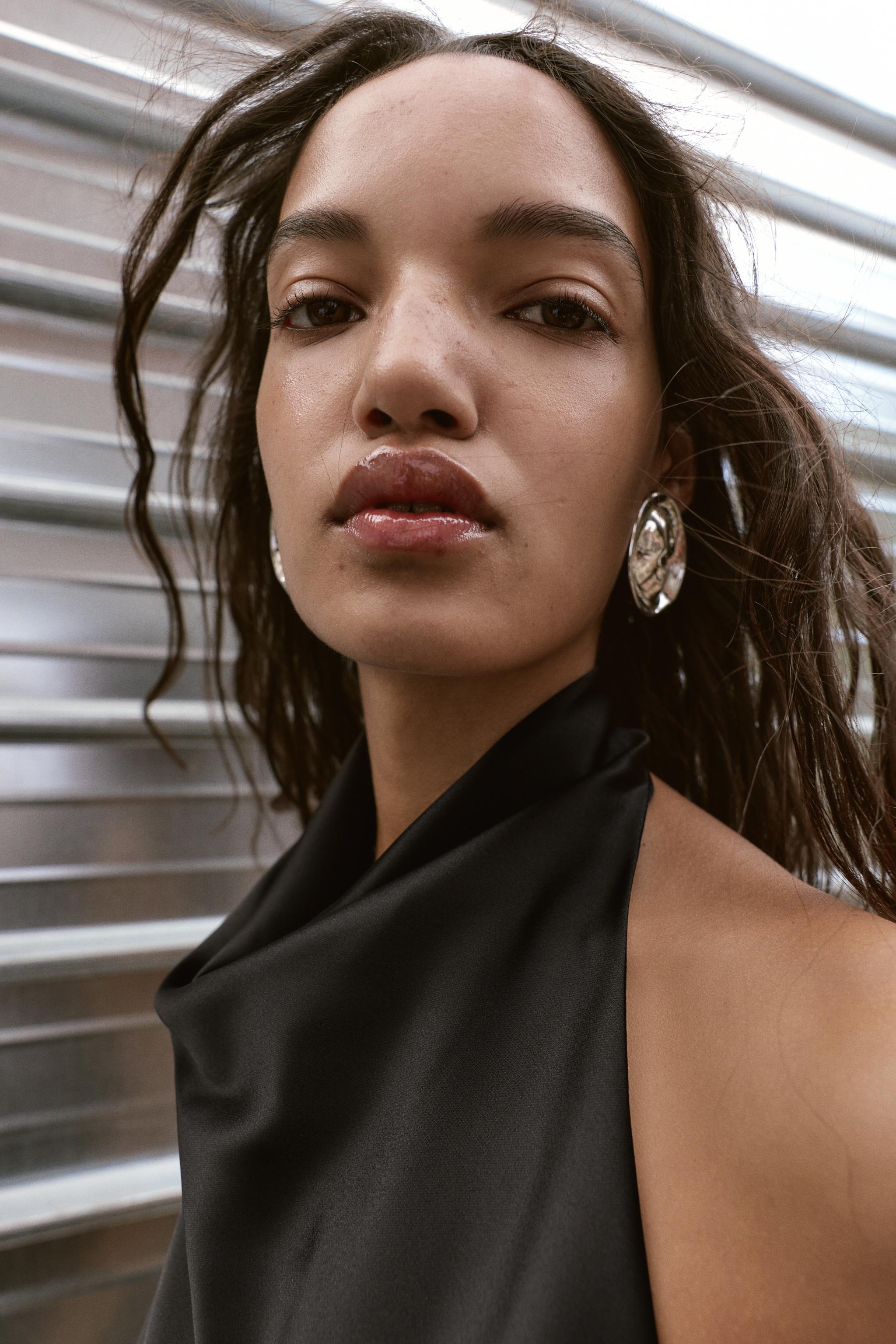 SATIN EFFECT HALTER TOP